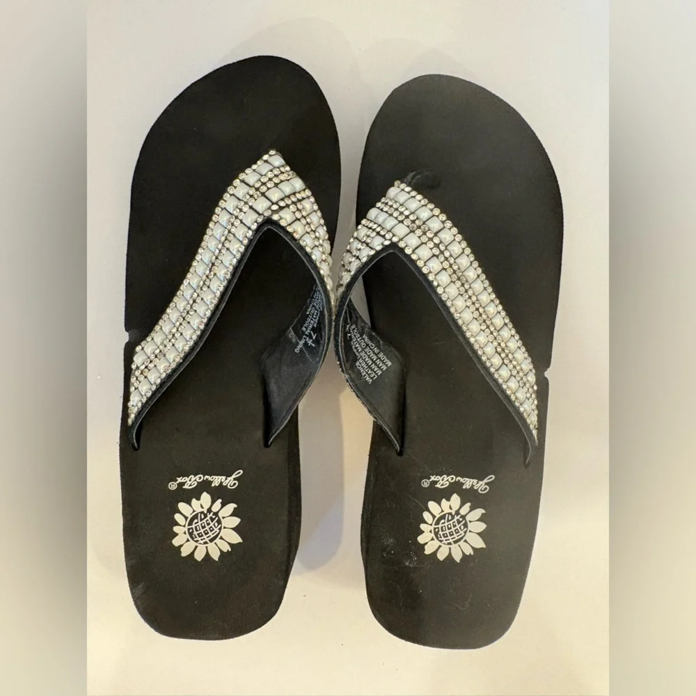 Yellow Box Valence leather beaded flip flops sandals size 7.5 - Picture 8 of 11